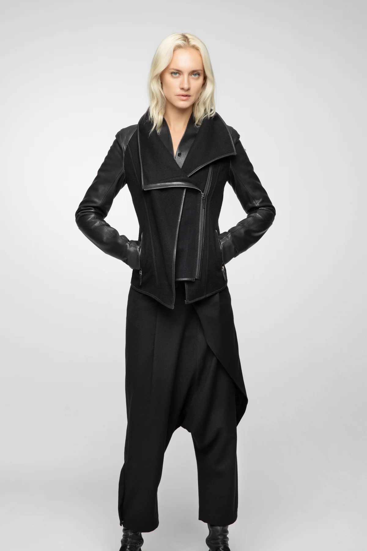 Daphne - Black Wool Jacket - Image 3