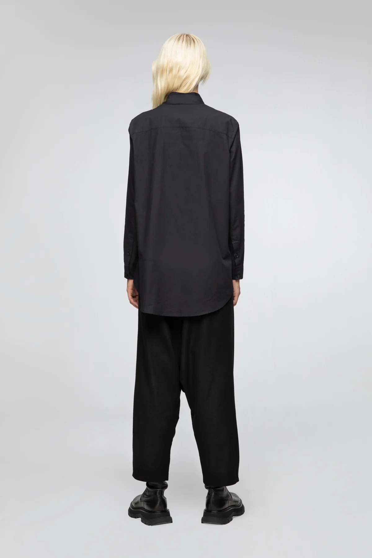 Joyce - Black Shirt - Image 4