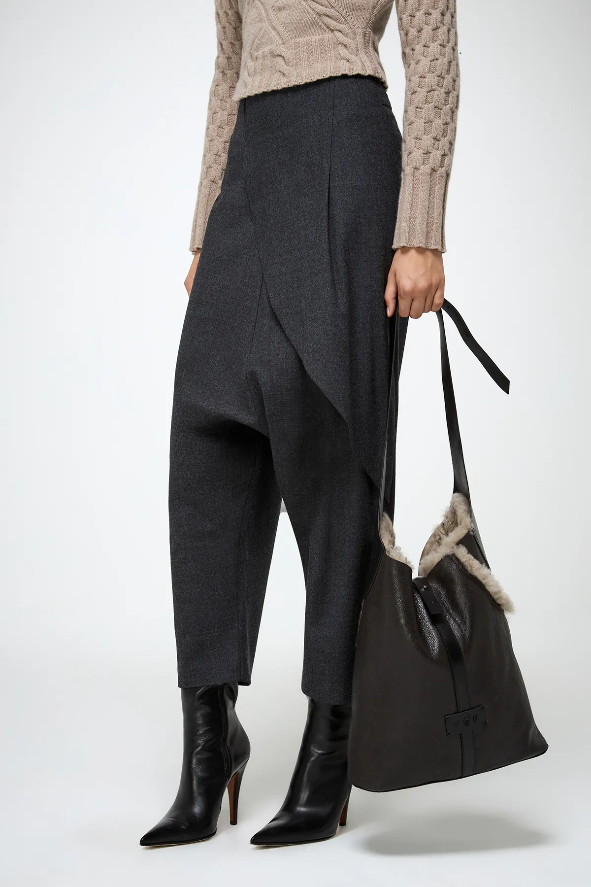 Laryssa - Anthracite Wool Pant - Image 3