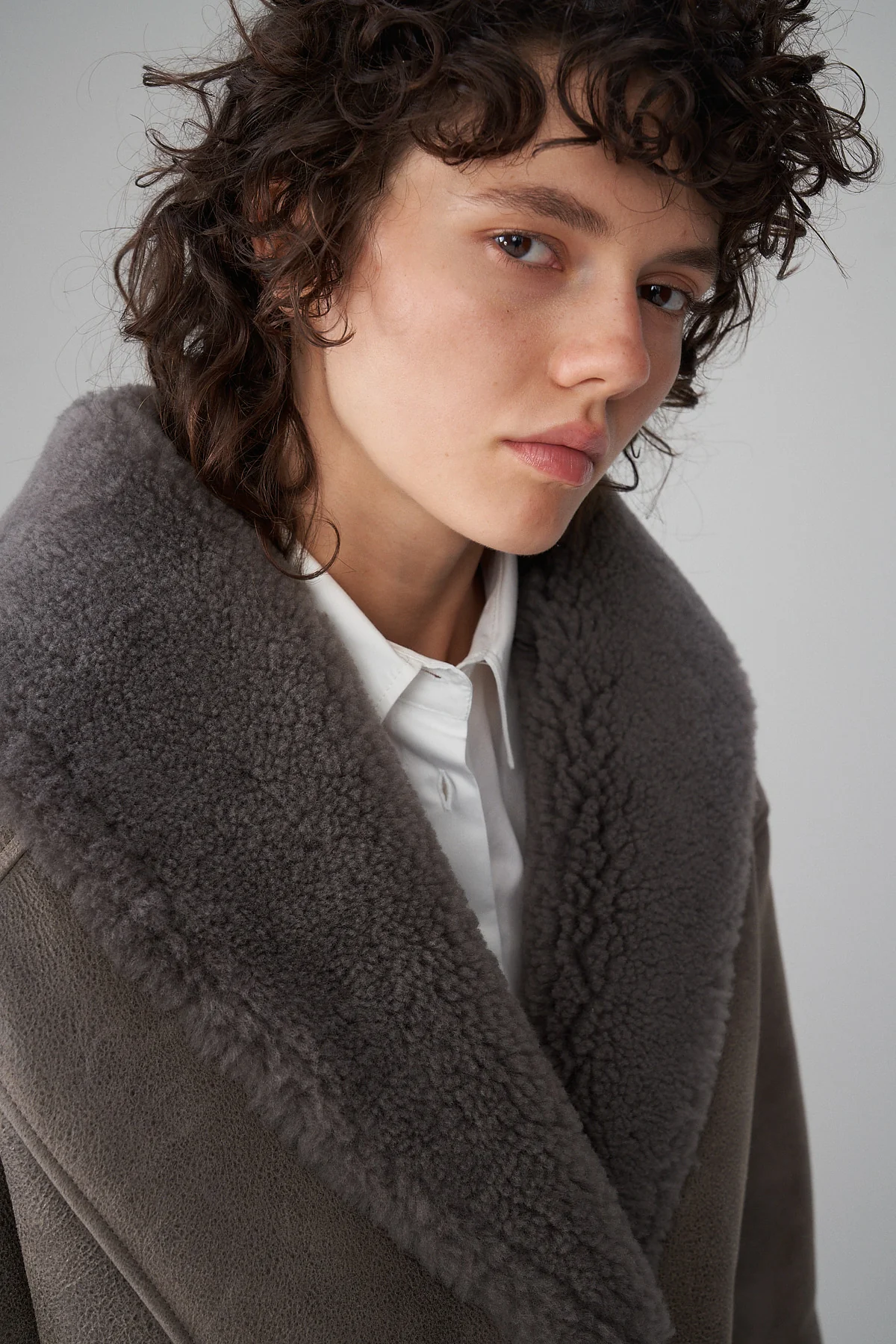 Nila - Grey Shearling Coat - Image 4